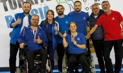 İzmir'in boccia takımı, bronz madalya ile döndü