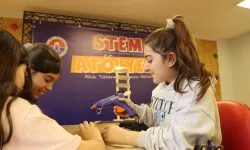 Maltepe'de kız çocukları STEM atölyesinde buluştu