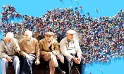 Türkiye'nin yaşlı nüfusu 9,6 milyona ulaştı... Yaşlıların internet kullanımı ikiye katlandı