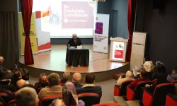 Vehbi Vakkasoğlu OSM'de Çanakkale'yi anlattı