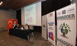 Bursa Osmangazi Belediyesi Ebeveynleri Ana Baba Okulu’nda Bilgilendirdi