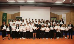 Doğa koleji, yazma tutkusu olan öğrencilerini festivalde buluşturdu