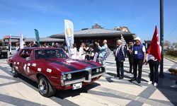 Bursa Osmangazi’de 13. Klasik Otomobil Turu Rüzgarı Esti