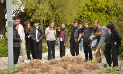 Balıkesir'de öğrenciler doğanın inceliklerini öğreniyor