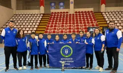 Bursa Büyükşehir Belediyespor Amasya'da madalyaları topladı