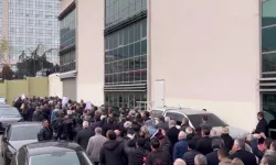 Bursa Büyükşehir'de seçim gerginliği! CHP'liler dışarı çıktı, gerginlik yola taştı!