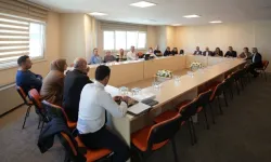 İstanbul Maltepe'de yetkilileriyle muhtarlar bir araya geldi