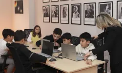 Mersin Büyükşehir çocuklara teknolojiyi öğretiyor