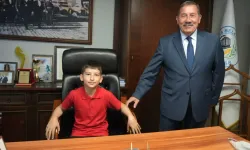 Muğla Milas'ta koltuk küçük Mehmet Emir'de