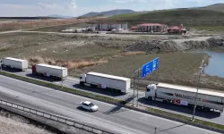 Türkiye'den İran'a 'şifa kervanı' yola çıktı