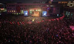 Bursa Nilüfer’de binler Cumhuriyet için yürüdü