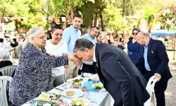Antalya'da 'Vatan sağ olsun' diyen anneler unutulmadı