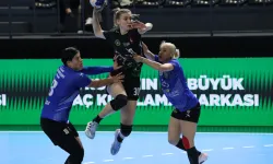 Bursa Büyükşehirli kadın hentbolcular final biletini kaptı