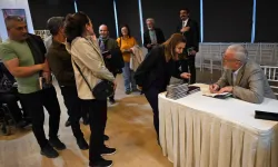 İzmir Bornova'da şiir ve hakikat buluşması