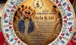 Kahraman öğretmen Ayla Kara'ya 'yılın annesi' ödülü