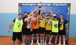 Konya'da 25 ilçede 2 bin 460 sporcu voleybol heyecanına ortak oluyor
