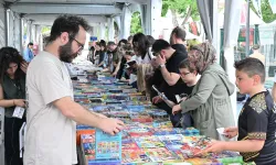 Manisa Kitap Fuarı'nda edebiyat şöleni