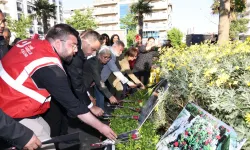 Üç fidan İzmir Çiğli'de anıldı