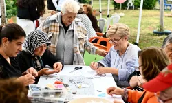 Yaşlı evlerinde bahar şenliği
