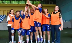 Ankara'da Anne-Kız Futbol Turnuvası coşkusu