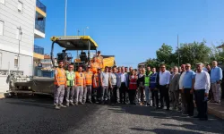 Antalya Yeniköy'de asfalt çalışmaları başladı
