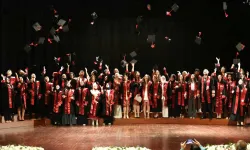 Artvin Çoruh Üniversitesi'nde mezuniyet coşkusunu yaşandı