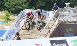 Dünyanın en iyileri Sakarya'da pedal çeviriyor