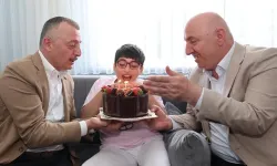 Kocaeli'de Başkan Büyükakın'dan doğum günü sürprizi
