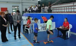 Kütahya'da Başkan Kahveci'den Spor Ortaokulu ve Lisesi'ne ziyaret