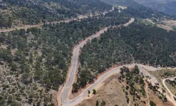 Mersin Büyükşehir, Gülnar'da 5 mahallenin yolunu genişletti