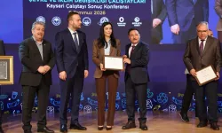 Kayseri Büyükşehir'e 'sıfır atık' plaketi