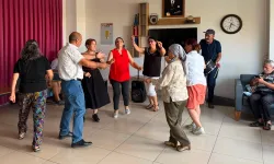 Mersin'de Dünya Emekliler Günü coşkusu