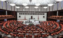 TBMM'deki sandalye dağılımı yeniden şekillendi... İşte son durum
