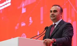 Bakan Kacır: Türkiye ekonomisi 24 çeyrektir büyüyor