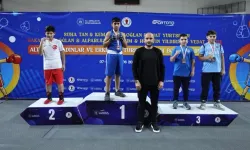 Düzceli Ömer Asaf boksta Türkiye ikincisi oldu