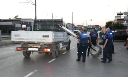 İzmir Çiğli zabıtasından kapsamlı pazar denetimi