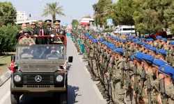 KKTC'de 30 Ağustos Zafer Bayramı için resmigeçit töreni