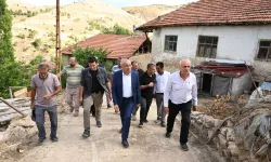 Malatya Hekimhan'da selin yaraları sarılıyor