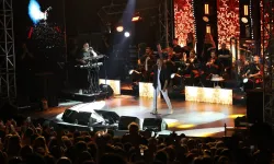 Uluslararası Bursa Festivali'ne Özcan Deniz'le muhteşem final
