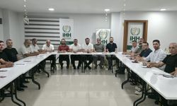 İHH Bursa şubesi’nden 5 bin çocuğa kırtasiye desteği