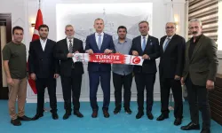 Ağrı'da Vali Bozkurt amatör sporun taleplerini dinledi