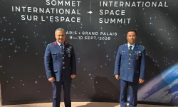 Alper Gezeravcı Paris'te Uluslararası Uzay Zirvesi'nde Türkiye'yi temsil etti