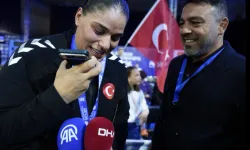Avrupa şampiyonu milli boksöre Cumhurbaşkanı Erdoğan'dan tebrik