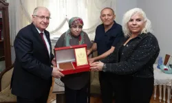 Bakan Güler, şehit Er Alaattin Buluç'un ailesini ziyaret etti