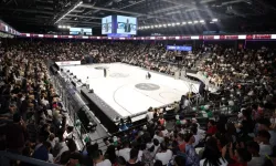 Çayırova Belediyesi Spor Kompleksi'ne görkemli açılış