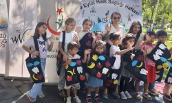 Çocuklar kendi çantalarını tasarladı