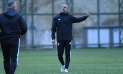 İsmail Serbest imza attı , İnegölspor ile ilk antrenmanına çıktı