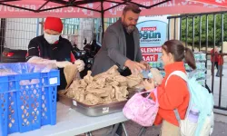 İzmit'in Beslenme Saati bu hafta da binlerce çocuğun yanında oldu