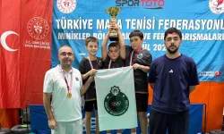 Konya Karataylı minik raketler Muğla'da şampiyon oldu