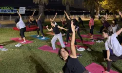 'Nefes Al İzmit 'yoga programı Plaj Yolu'nda gerçekleştirildi